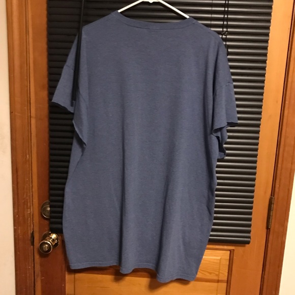 ⚠️SOLD⚠️Lincoln outfitters men style tee - Picture 5 of 5